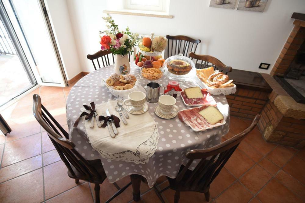 B&B Delle Erbe Calvi dellʼ Umbria Εξωτερικό φωτογραφία