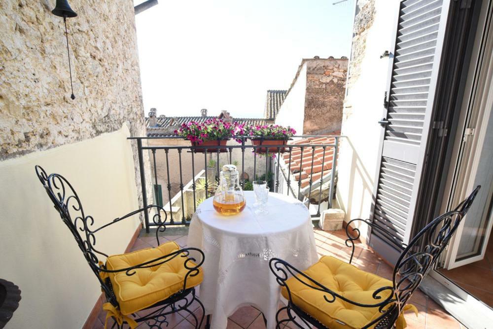B&B Delle Erbe Calvi dellʼ Umbria Εξωτερικό φωτογραφία